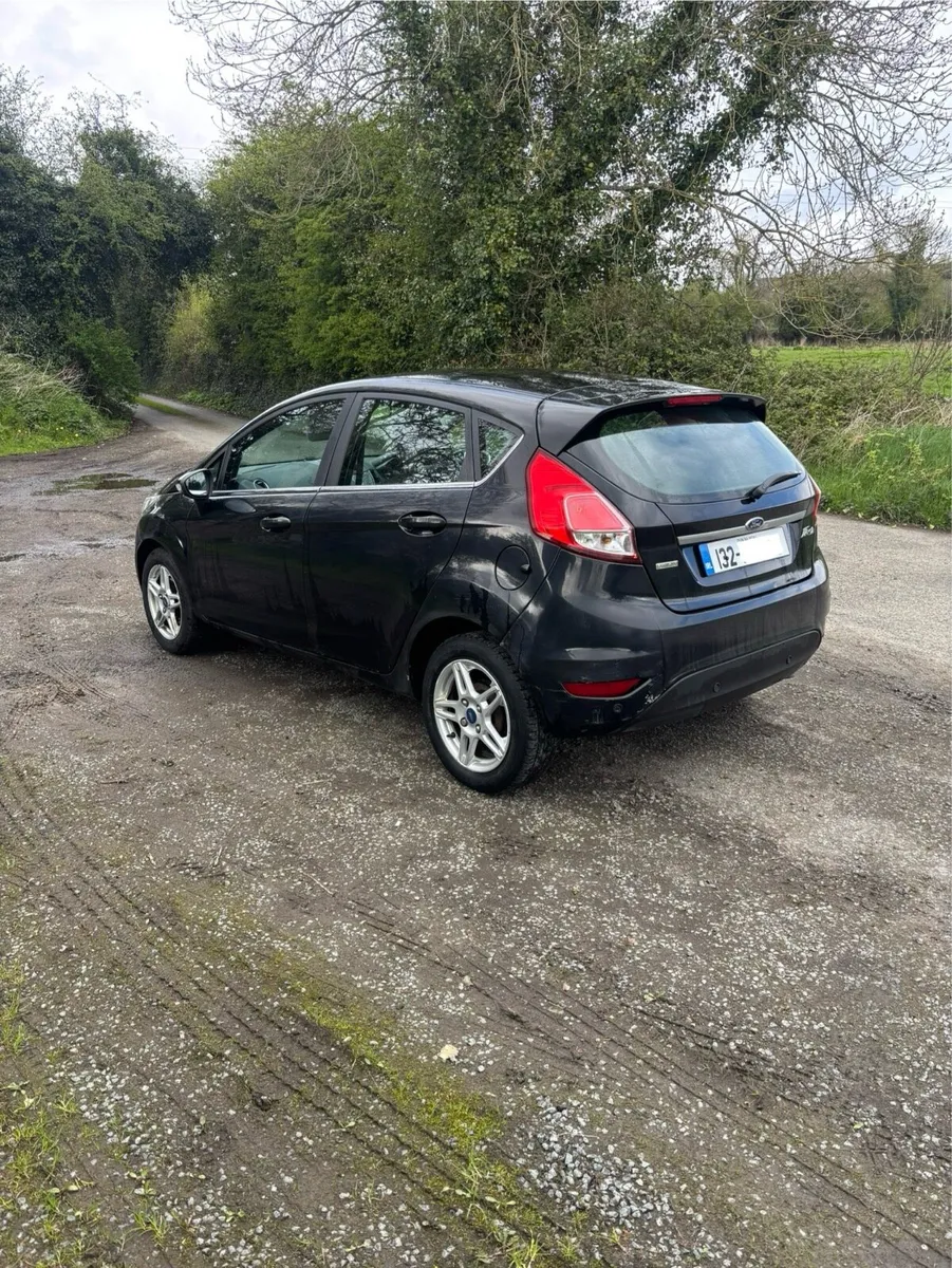Ford fiesta 1.5 diesel - Image 2