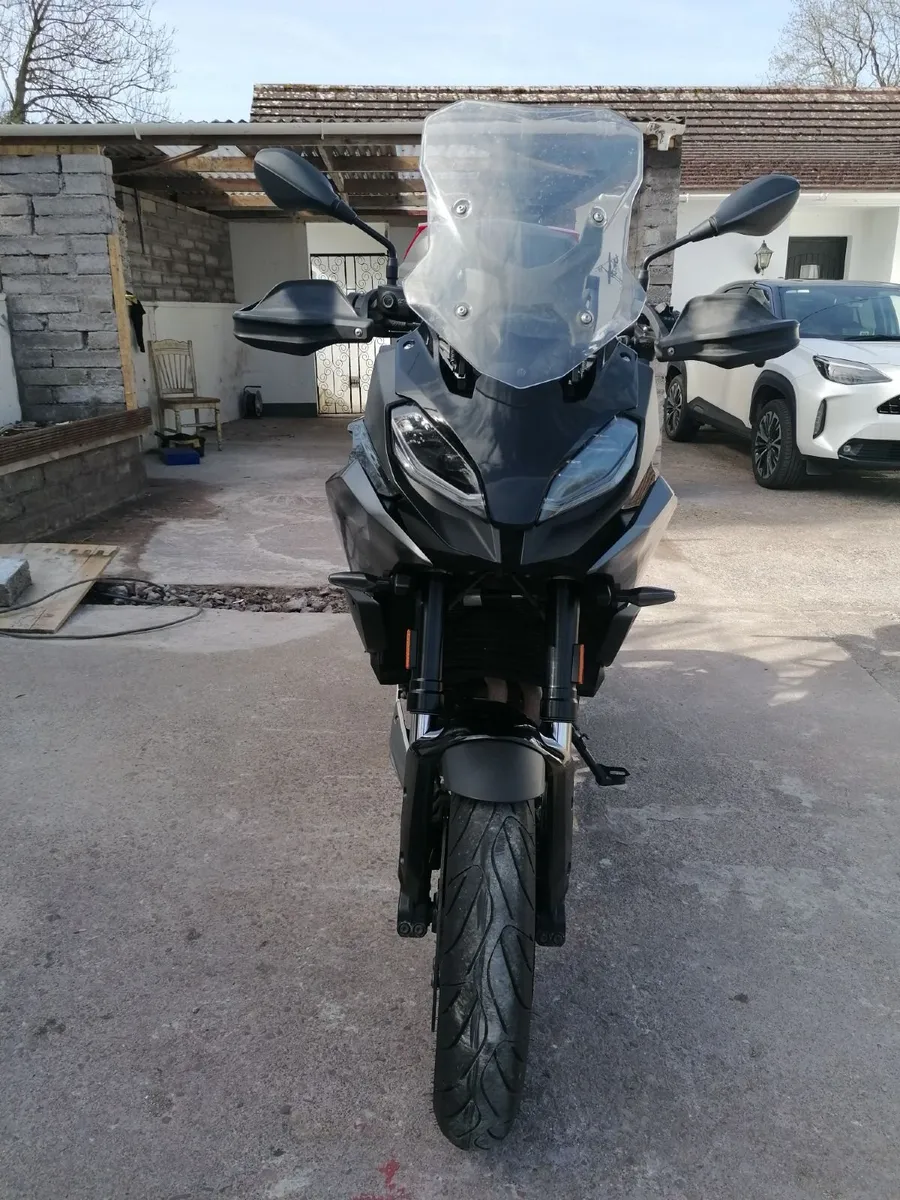 BMW F 900 XR 2022 - Image 2