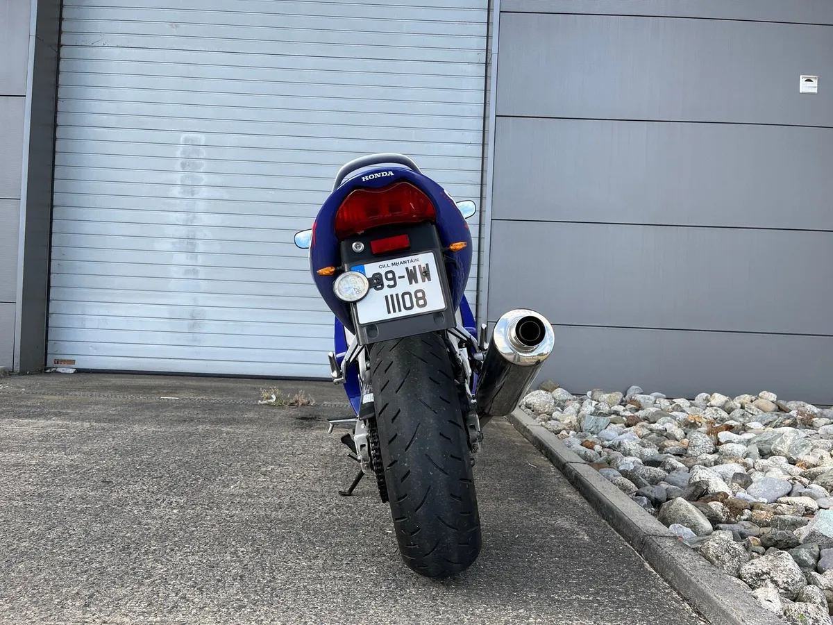HONDA CBR600F - Image 4