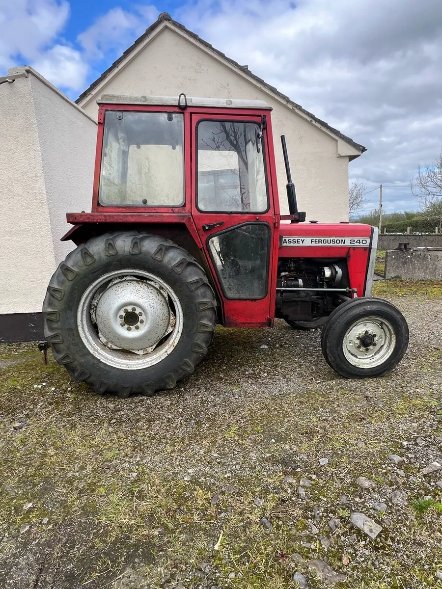Massey Ferguson MF240 - Image 3