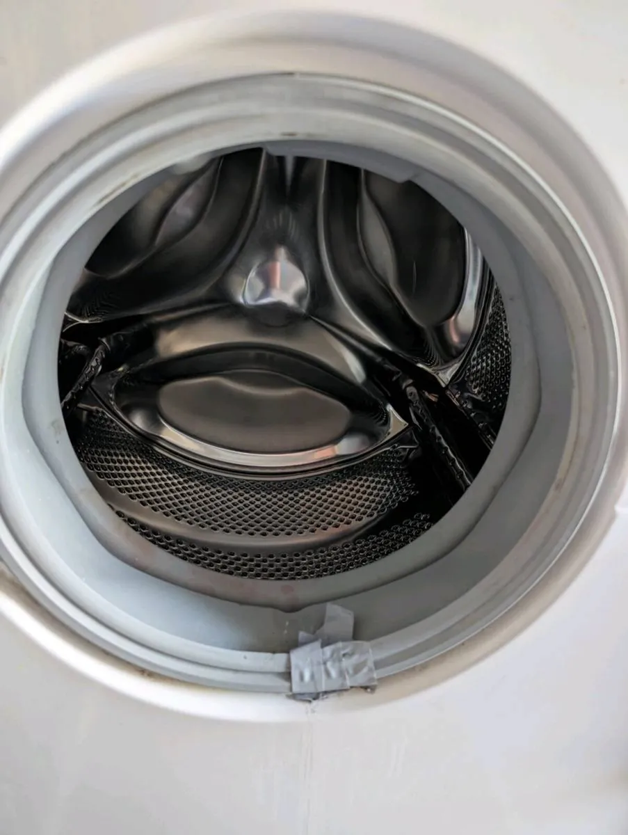 Bosch Serie 4 washing machine - Image 2