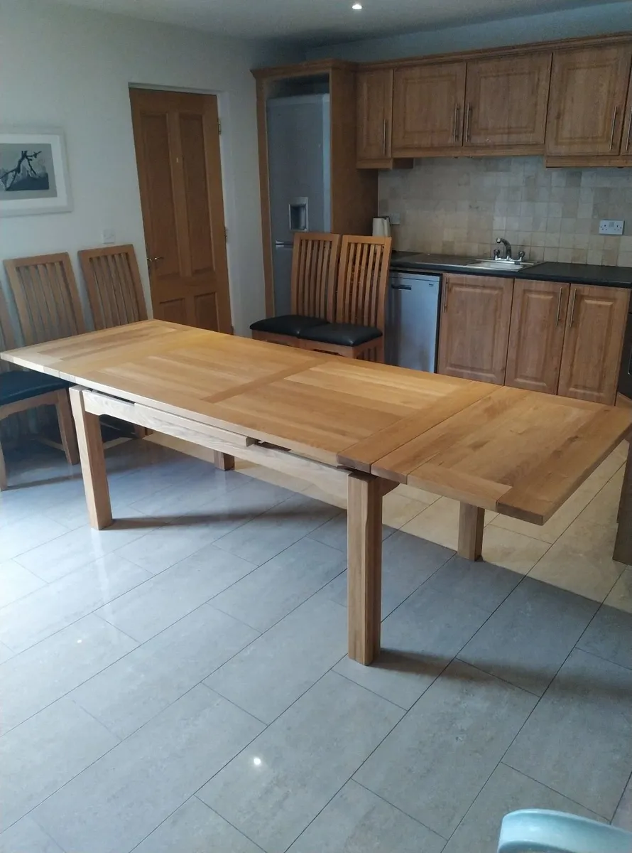 Solid Oak Extendable Dining Table & 6 Chairs - Image 2