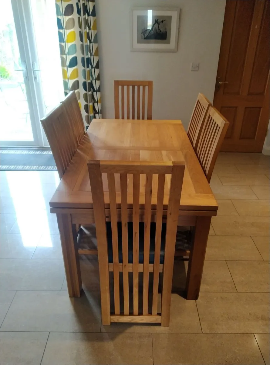 Solid Oak Extendable Dining Table & 6 Chairs - Image 1