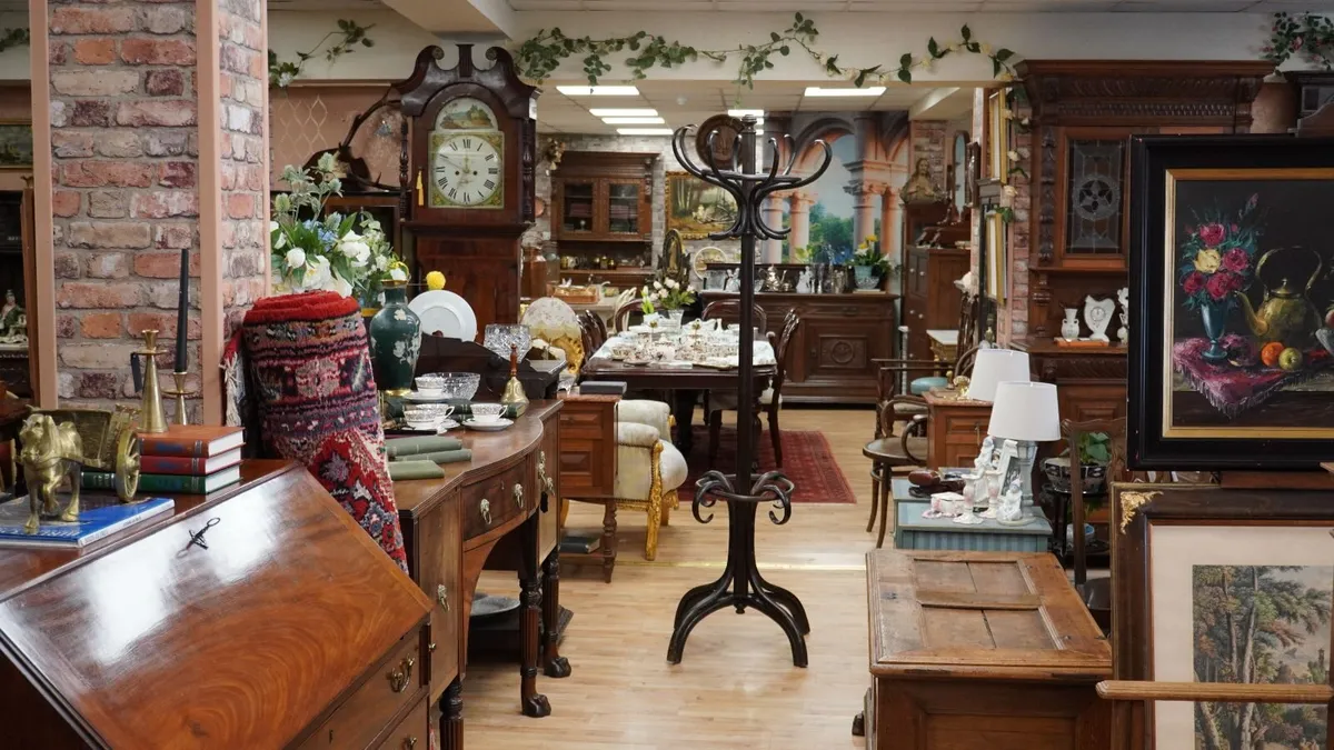 Antique Viennese Bentwood Coat & Hat Stand - Image 1