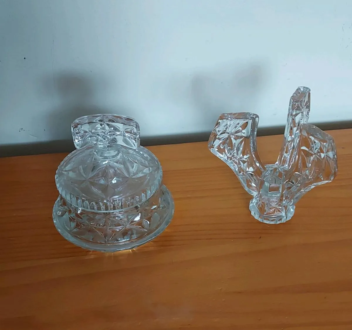 Beautiful vintage glass dressing table set - Image 3