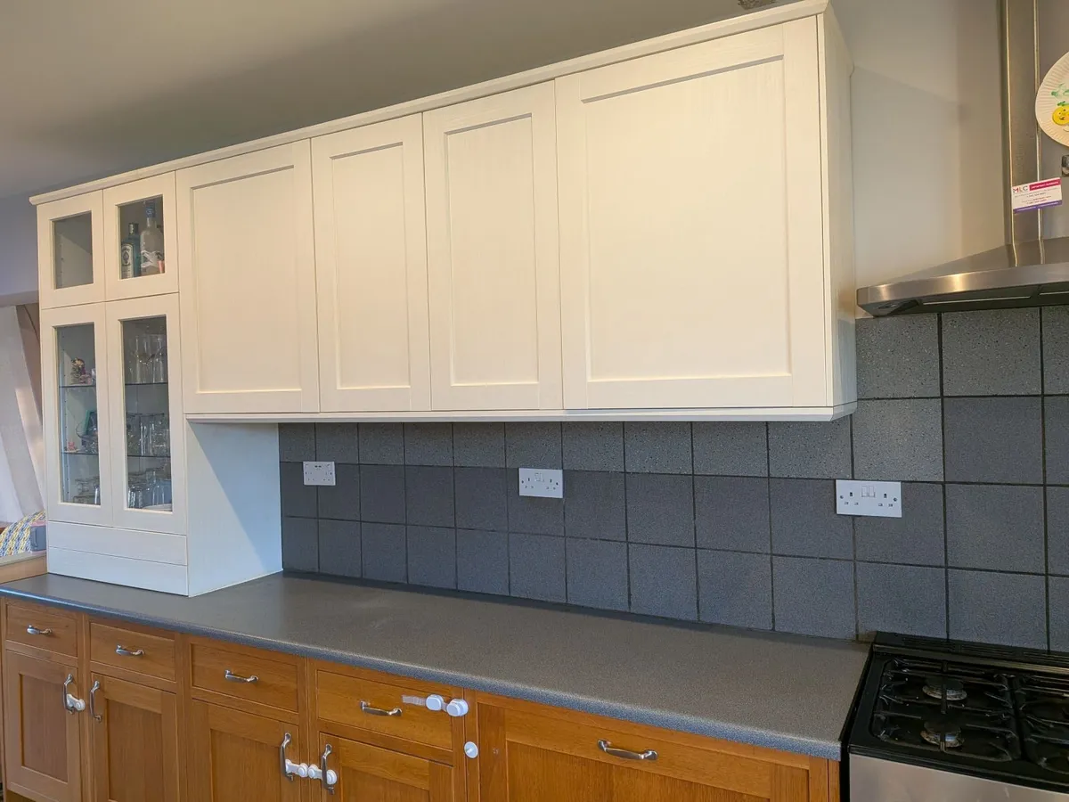 Kitchen - Solid Oak bottom half & IKEA upper half - Image 3