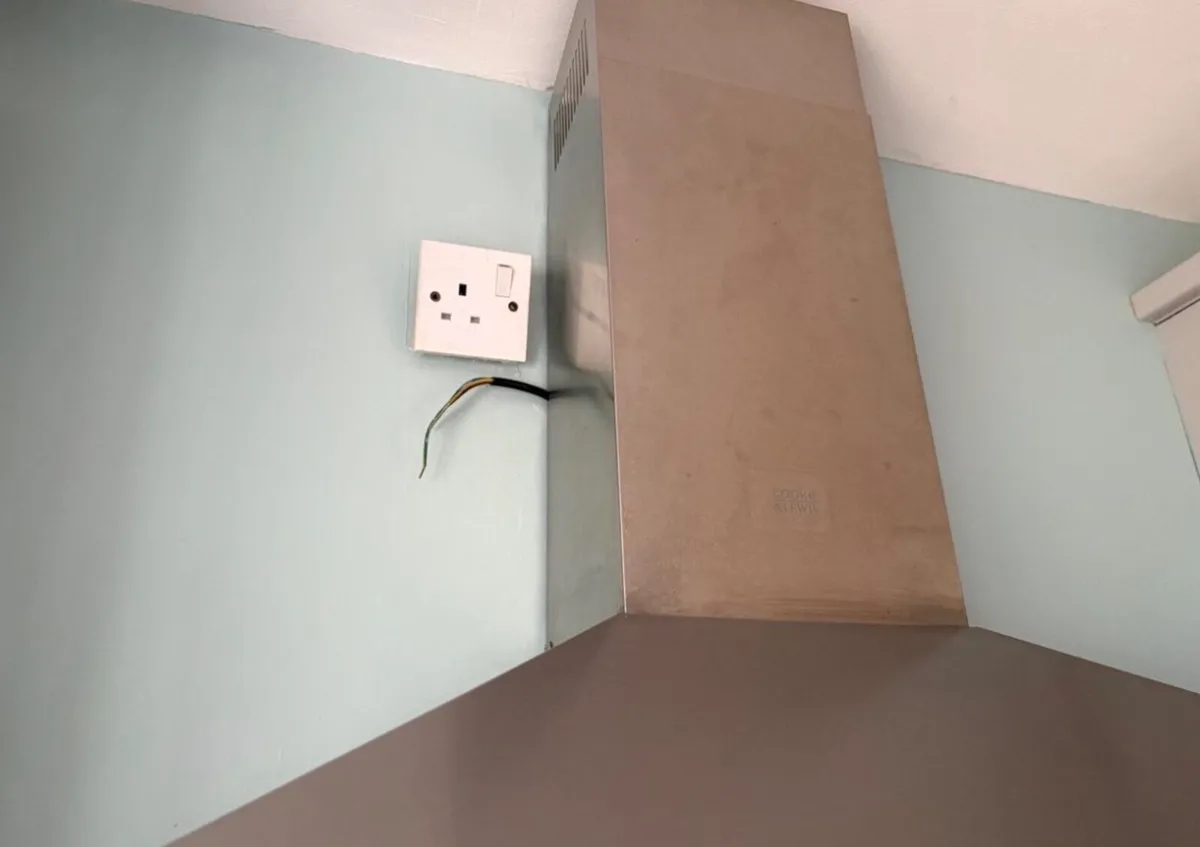 Cook & Lewis Fan extractor hood - Image 3