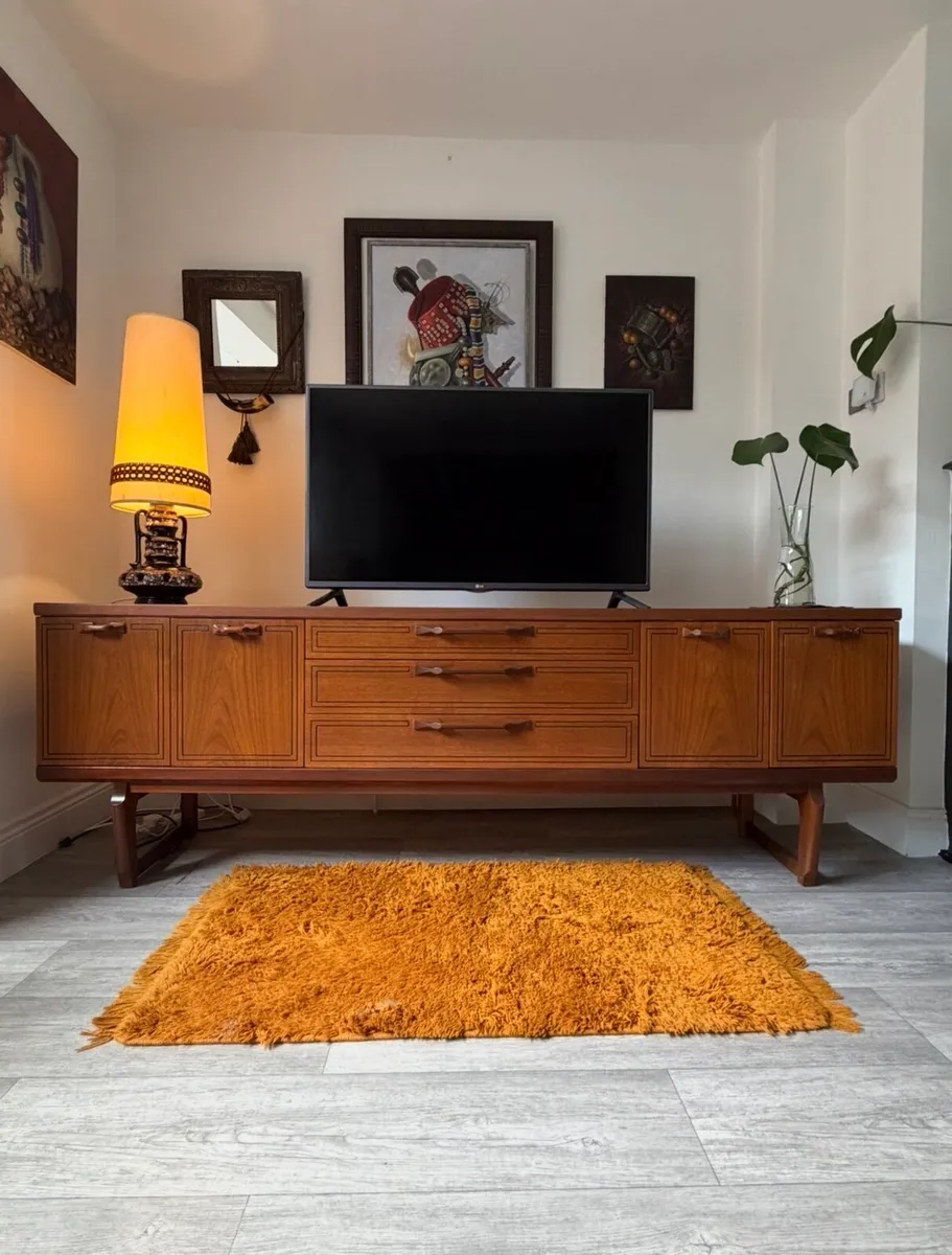 Large Mid Century Sideboard - Image 1