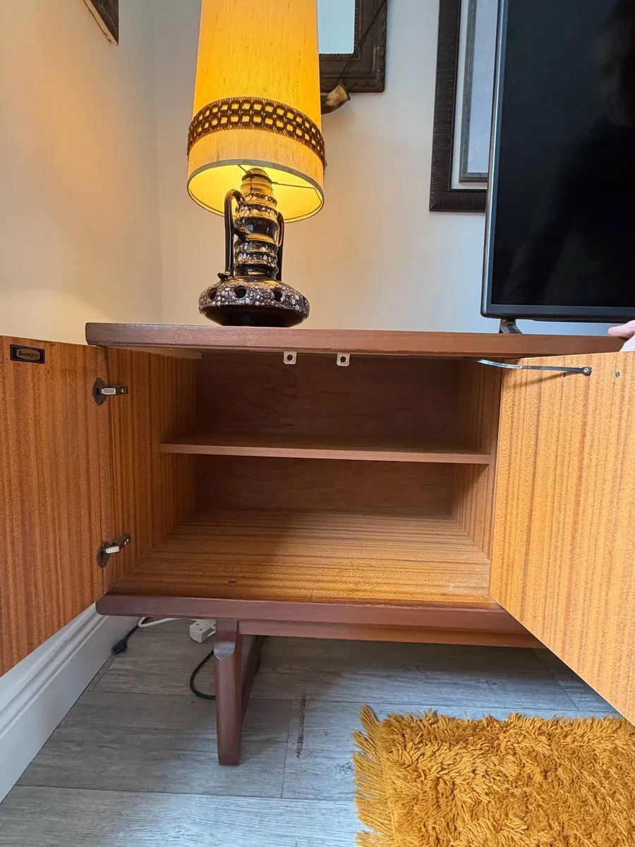 Large Mid Century Sideboard - Image 2