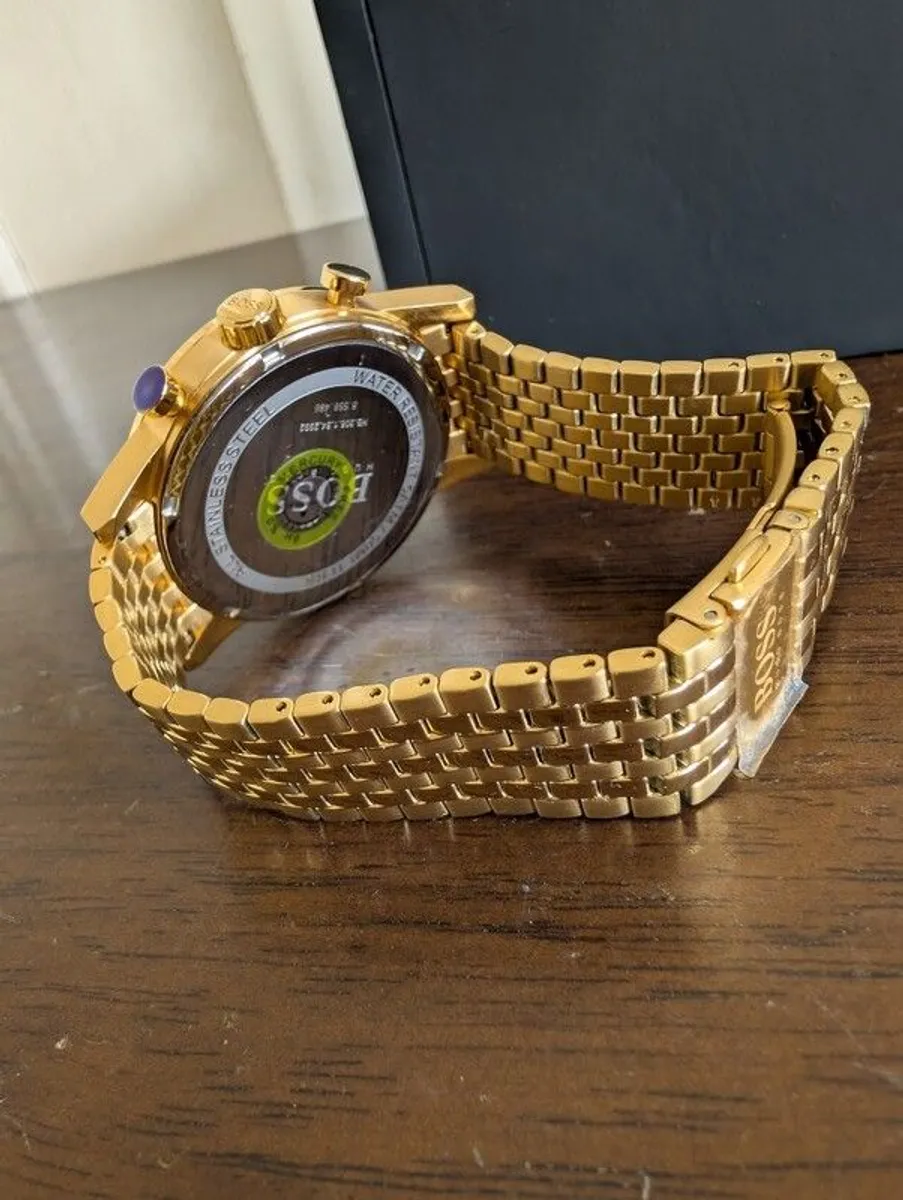 Hugo Boss Navigator - Image 2