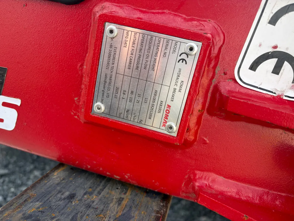 Unused Komak Rock breaker suit 1-2.7t digger - Image 4