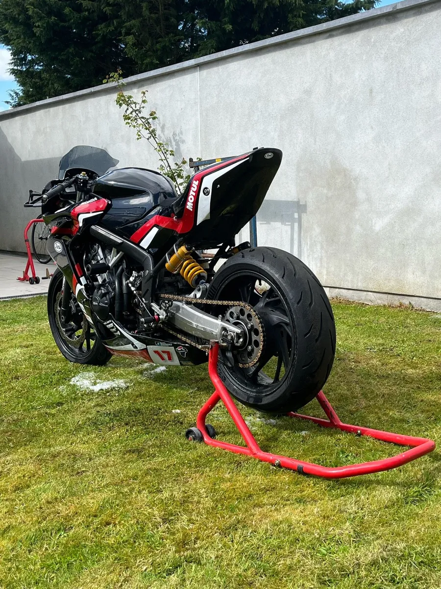2016 CBR650 Track Bike - Image 4