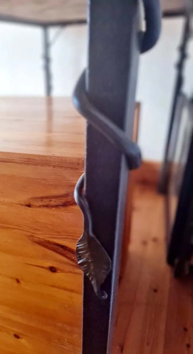 Marble table - Image 4