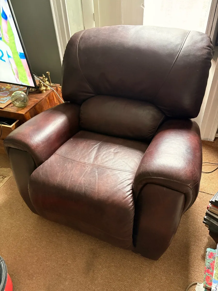 Leather recliner sofa and chair - Image 2