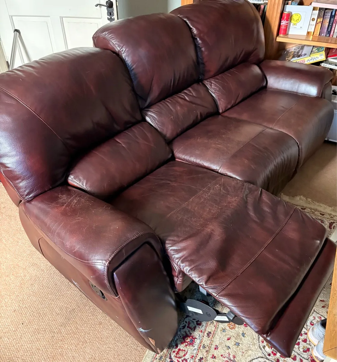 Leather recliner sofa and chair - Image 4