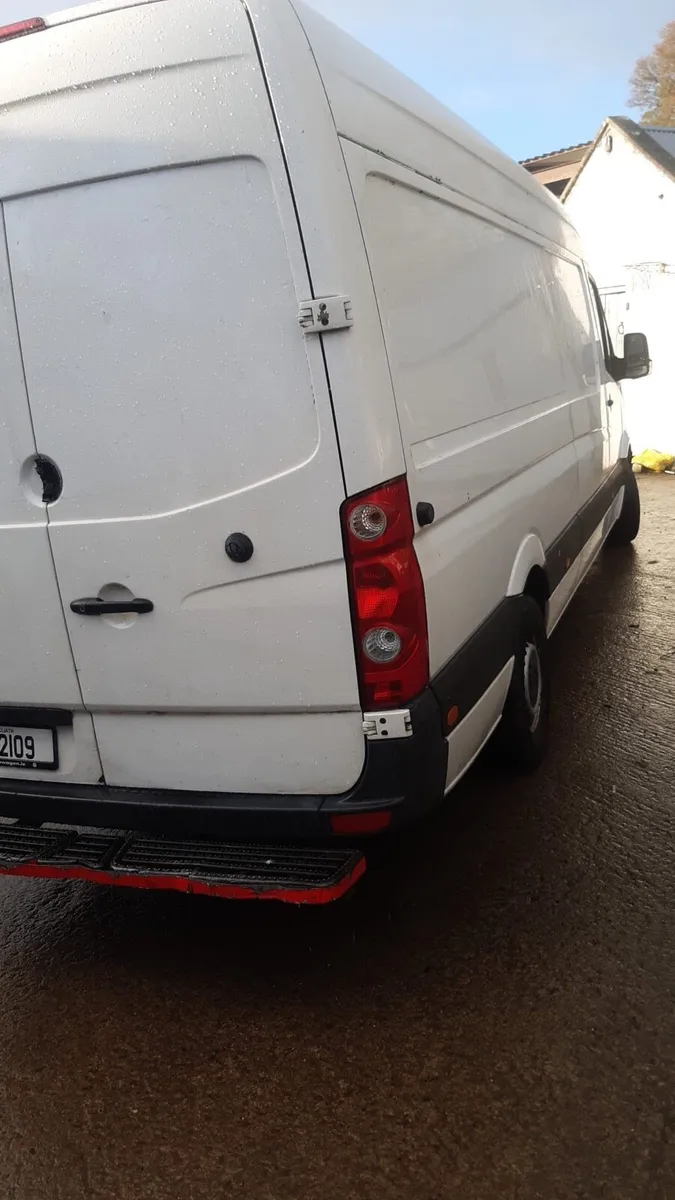 Volkswagen Crafter Van 171 - Image 2