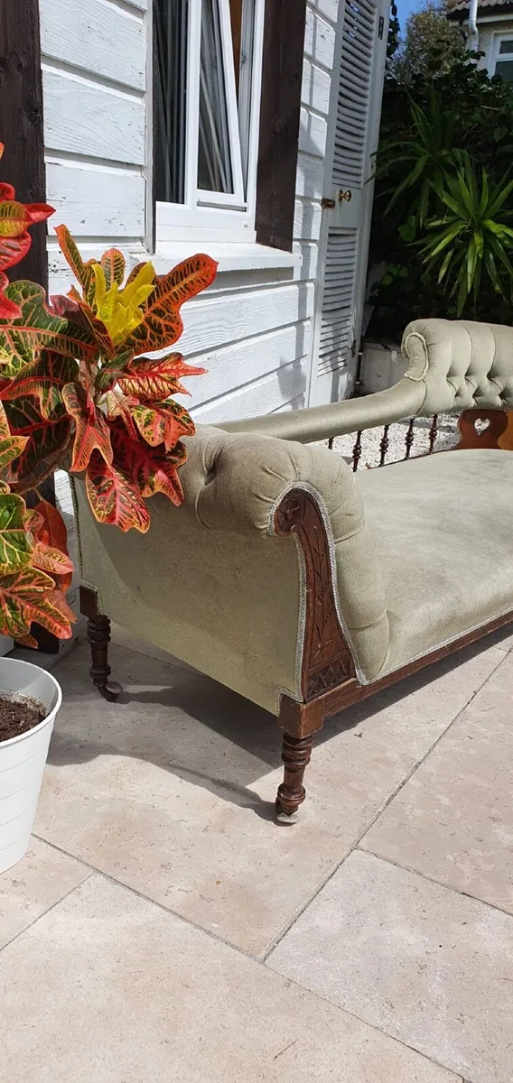 Chaise Lounge Victorian - Image 1