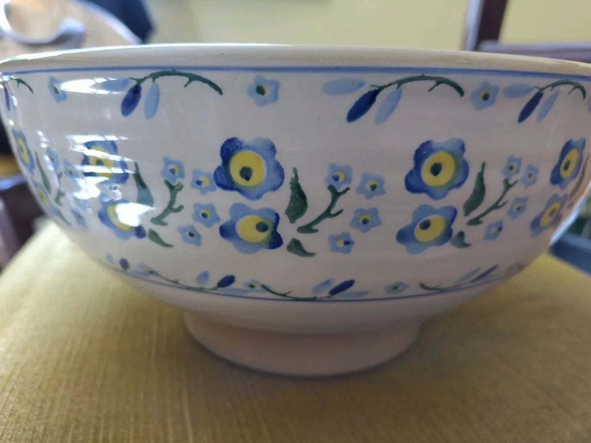 Nicholas Mosse salad bowl, 28cm - Image 1