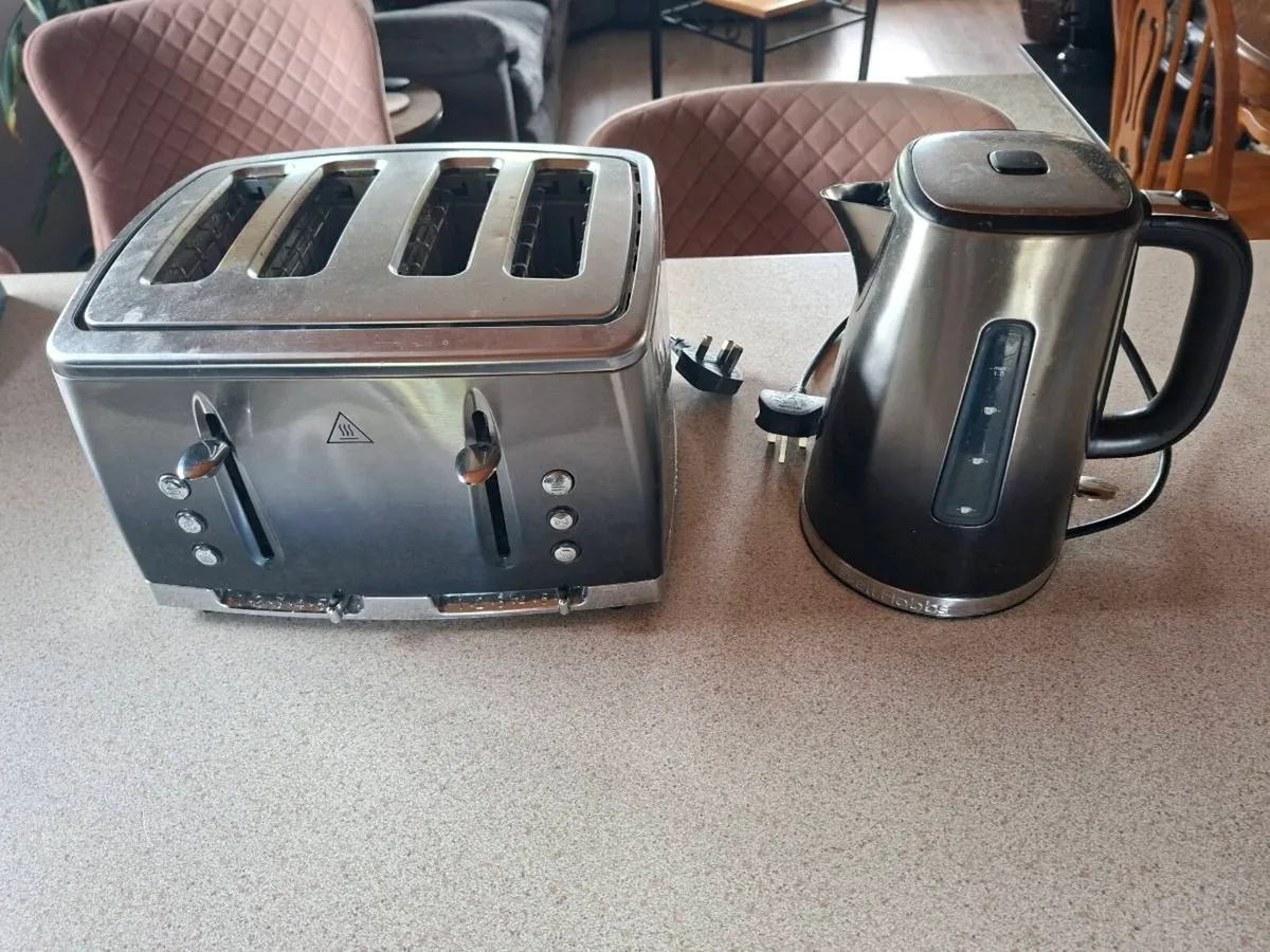 Morphy Richards matching kettle /toaster