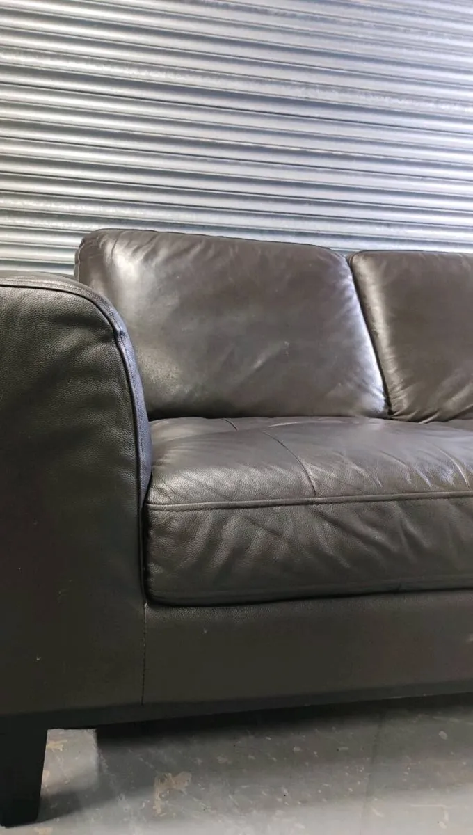 3+2 seater leather sofa couch set🚚 - Image 3