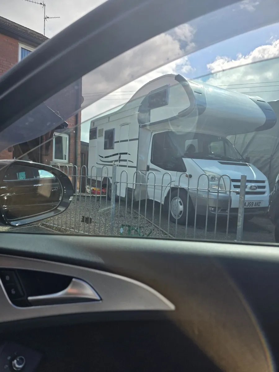 Motorhome - Image 2