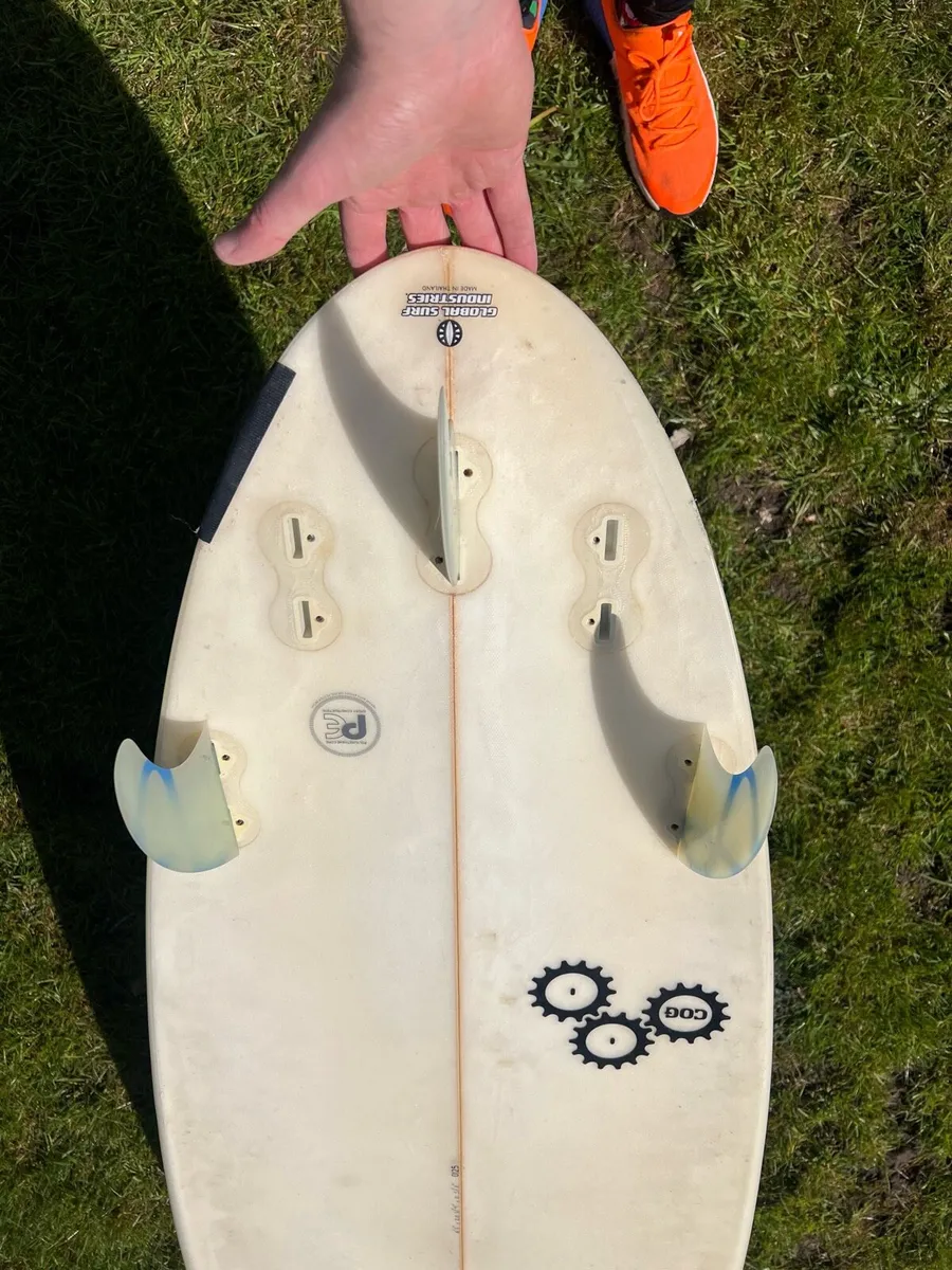 6’3 7s cog surfboard - Image 4