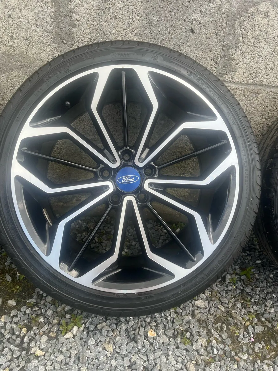 Ford alloy wheels - Image 3