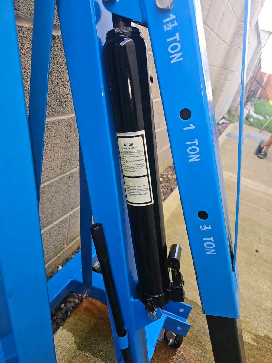 2 Ton engine crane / Hoist - Image 1