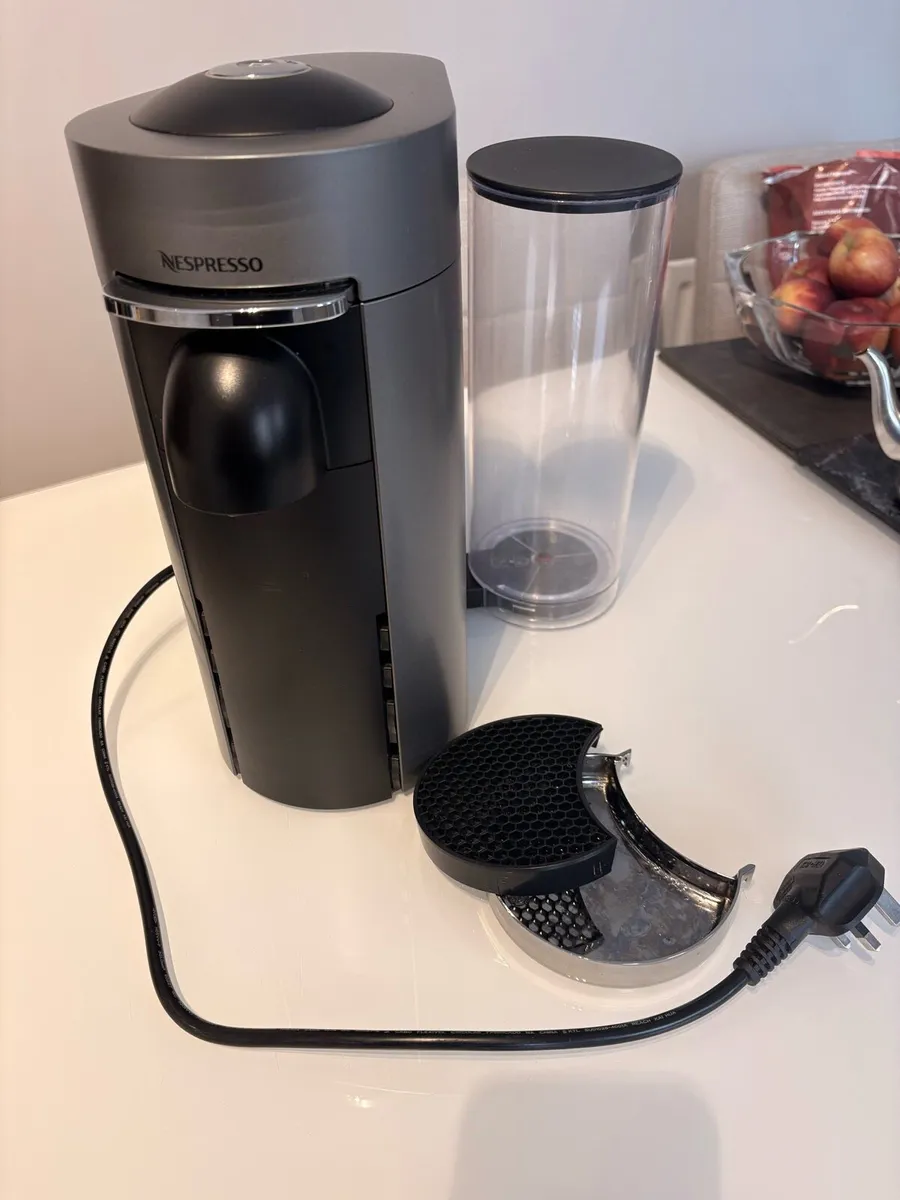 Nespresso Vertuo Plus (Silver) + Pods - Image 4