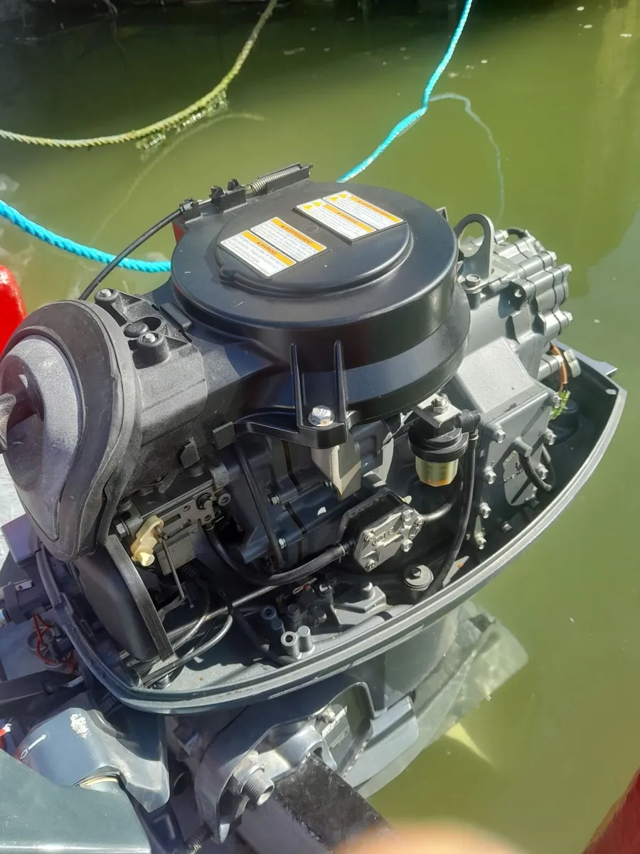 40hp outboard & boat trailer - Image 3