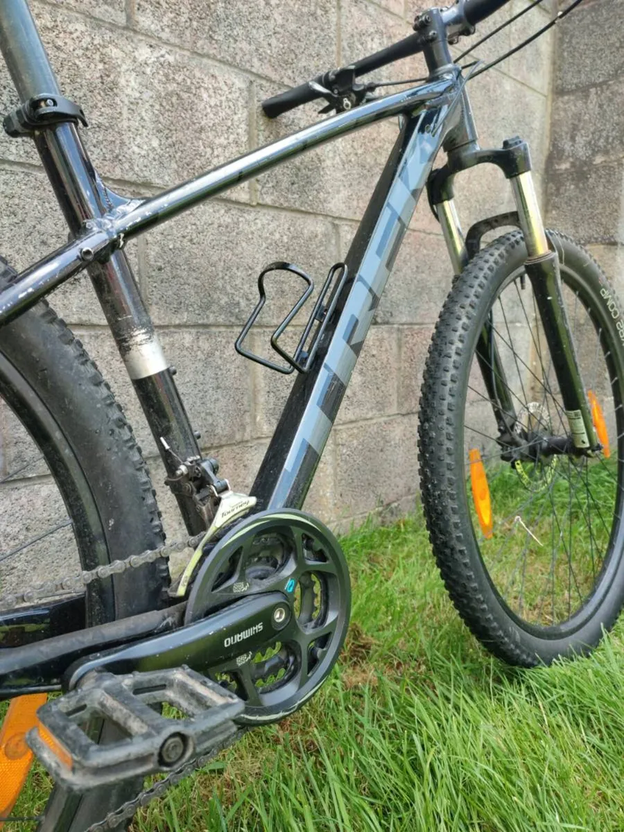 Trek marlin 5 mountain bike - Image 2