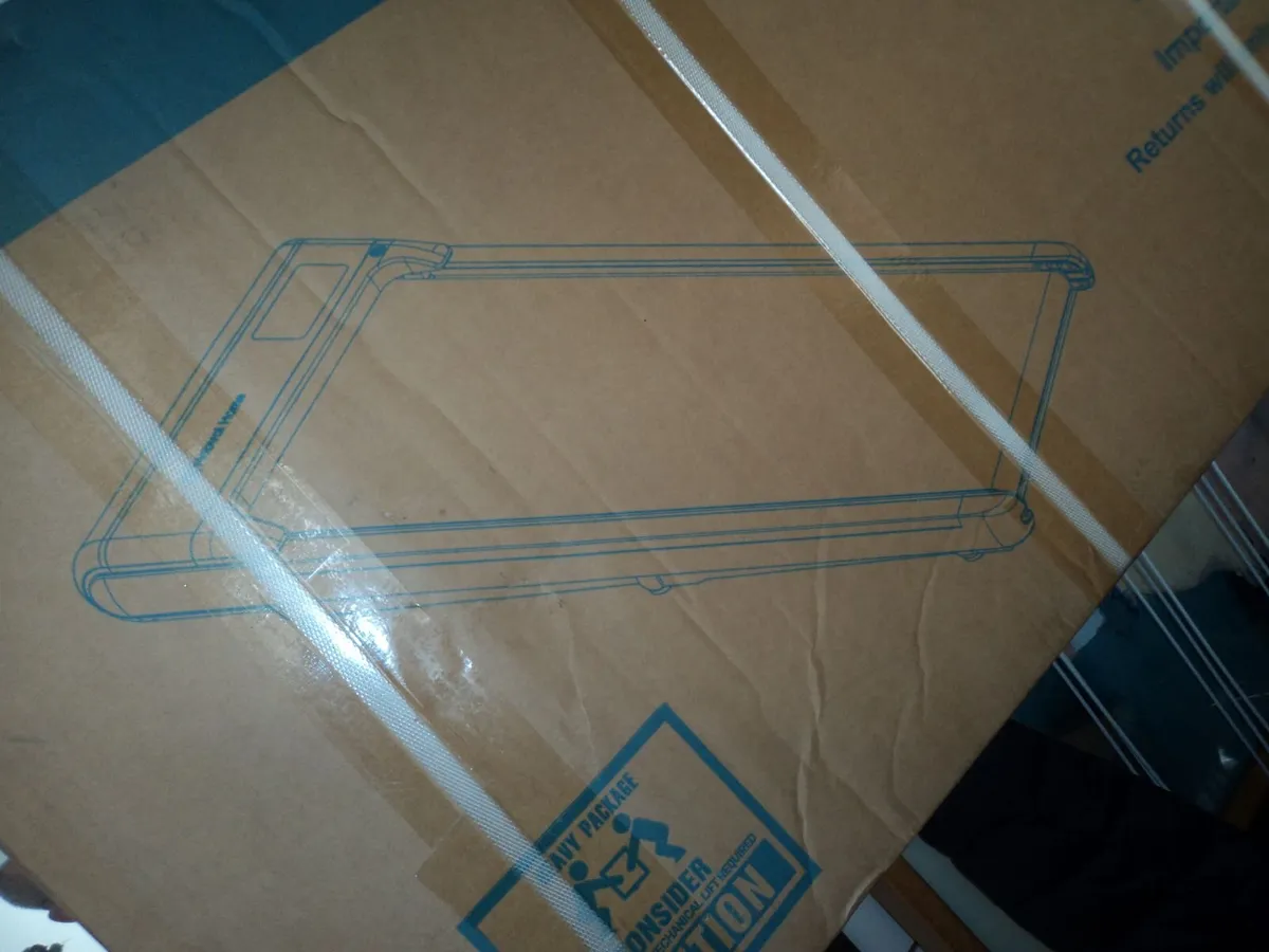 New walking treadmill - Image 1