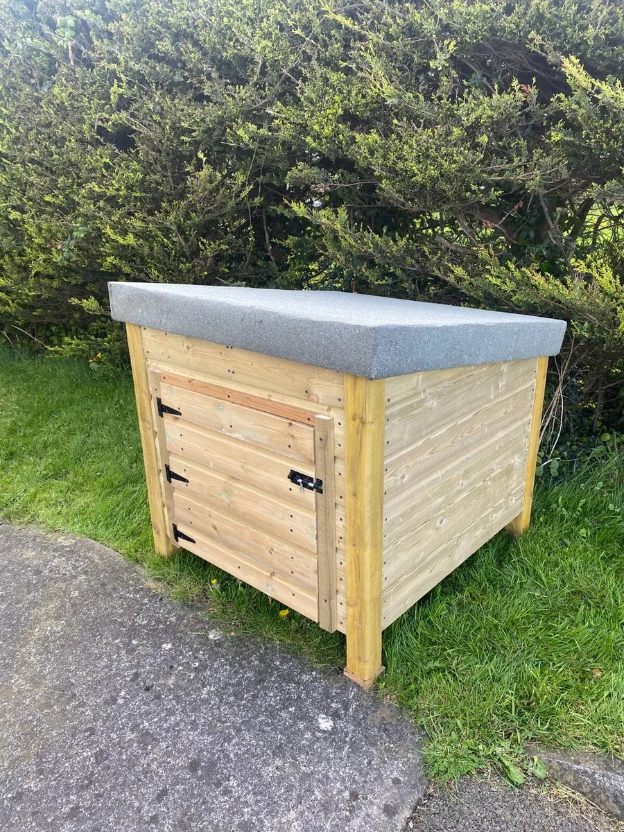 Large Dog Kennel -Treated Timber 90x90cm Felt Roof - Image 2