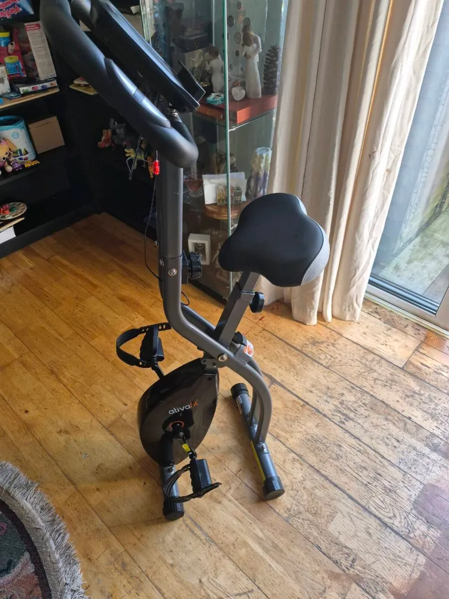 Exercise bike - Image 4