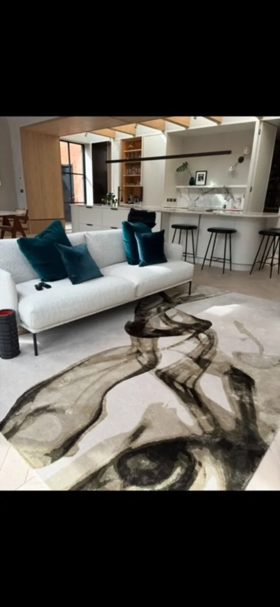 Designer Hand knotted Rug by The Rug Company - Image 2