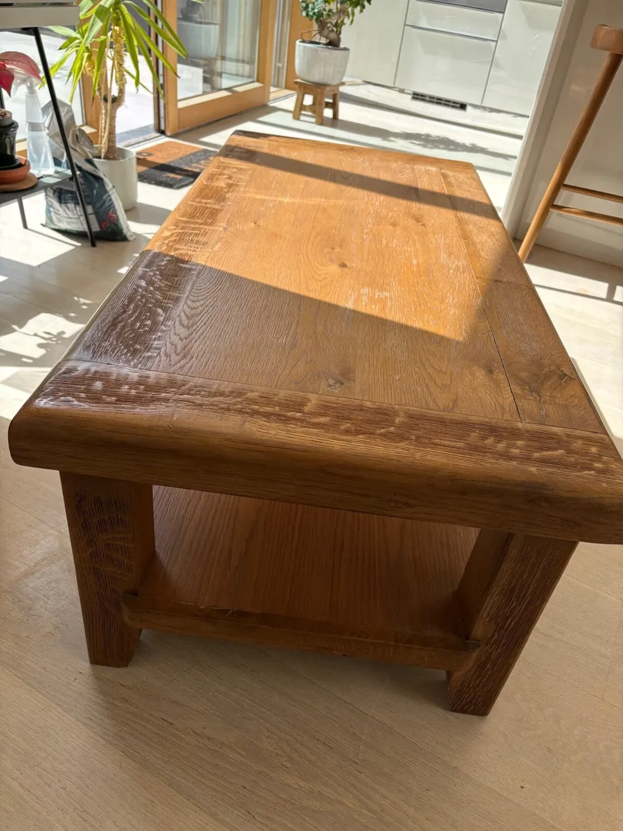 Coffee table - Image 1