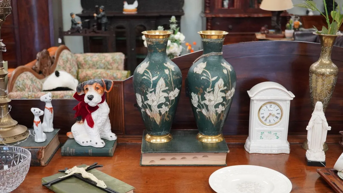Pair of Decorative Brass Vases - Image 1