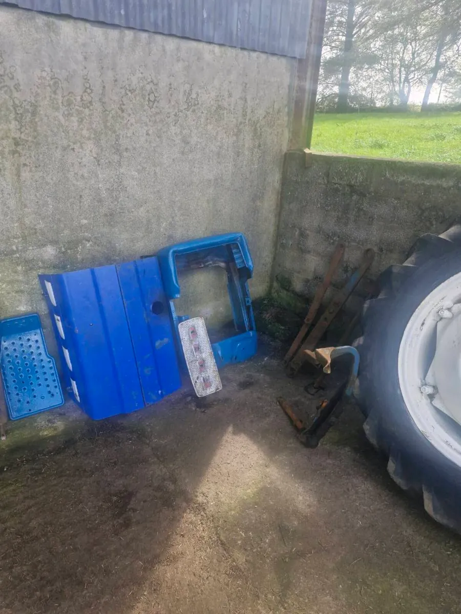 Ford parts - Image 3