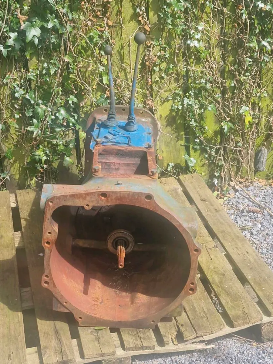 Ford parts - Image 2