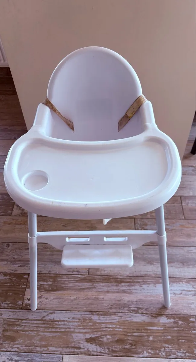 High Chair - Image 2