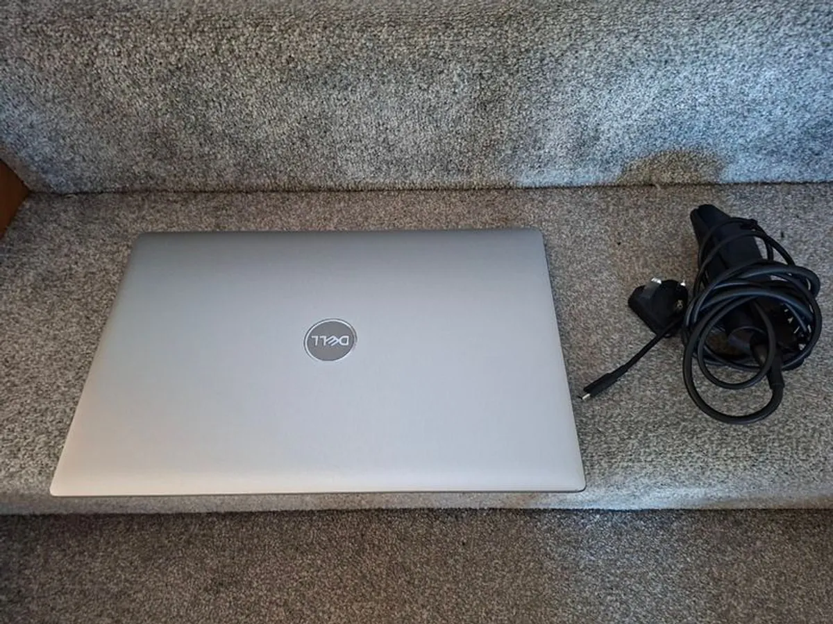 dell latitude 5521 I5 11500H 16gb 512 nvme W11 pro - Image 1