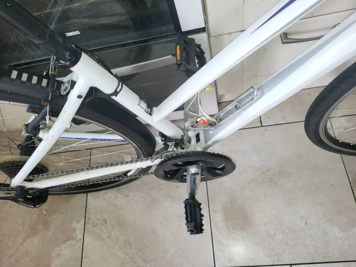 Ladies giant bike - Image 4