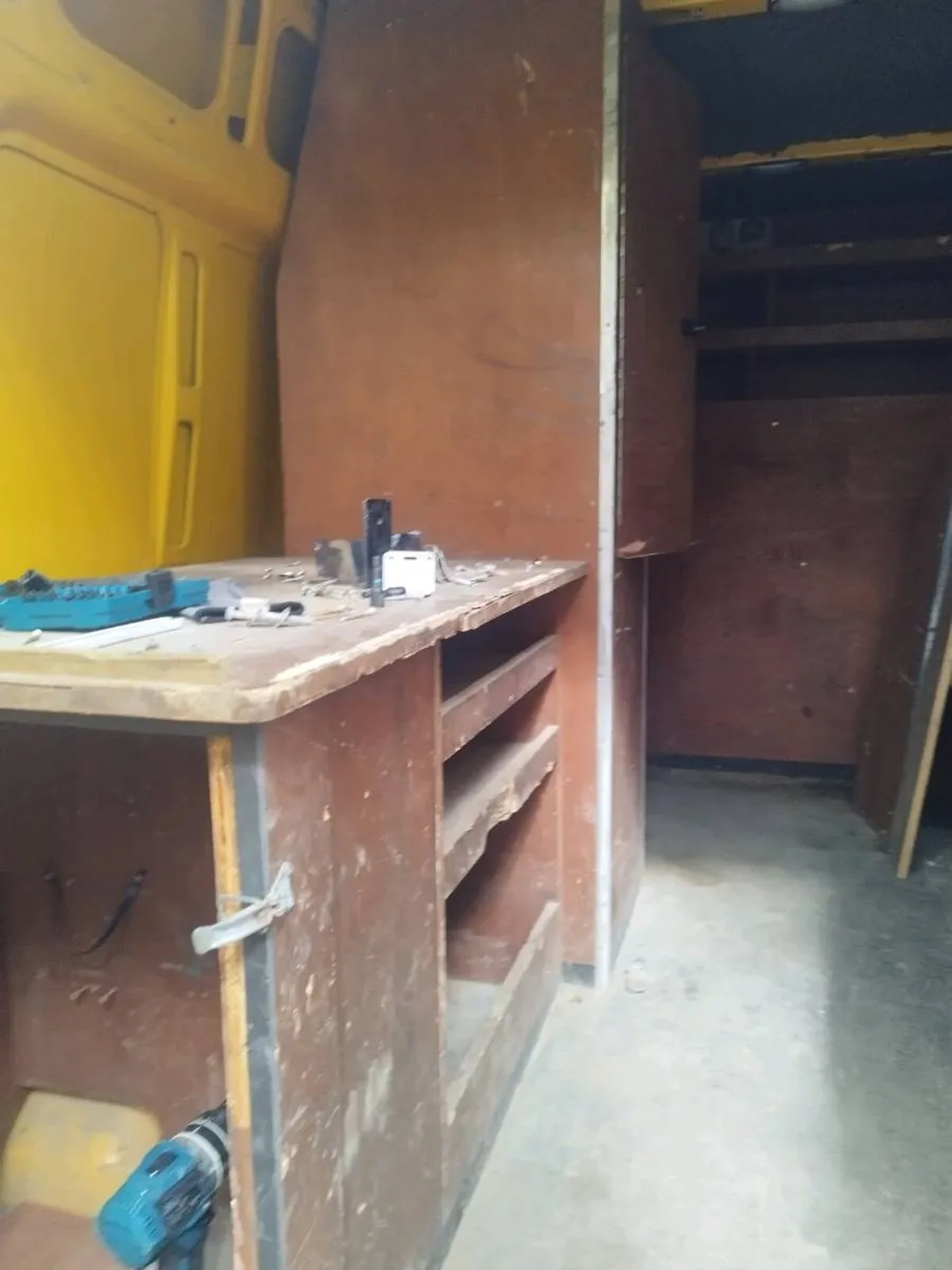 Van shelving - Image 2