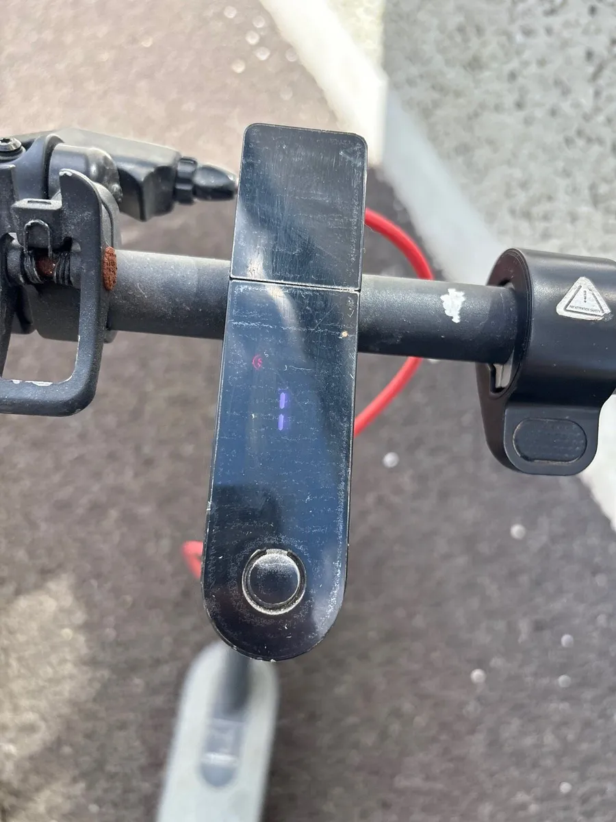 Aovo pro electric scooter - Image 2