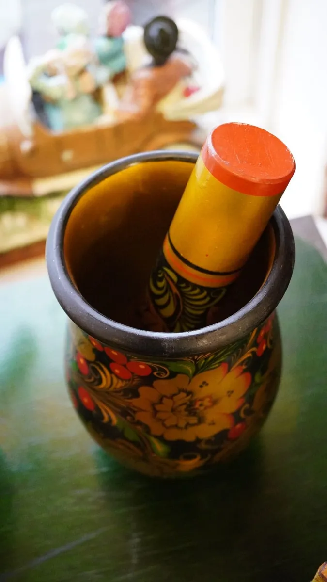 Vintage Lacquerware Set - Image 4