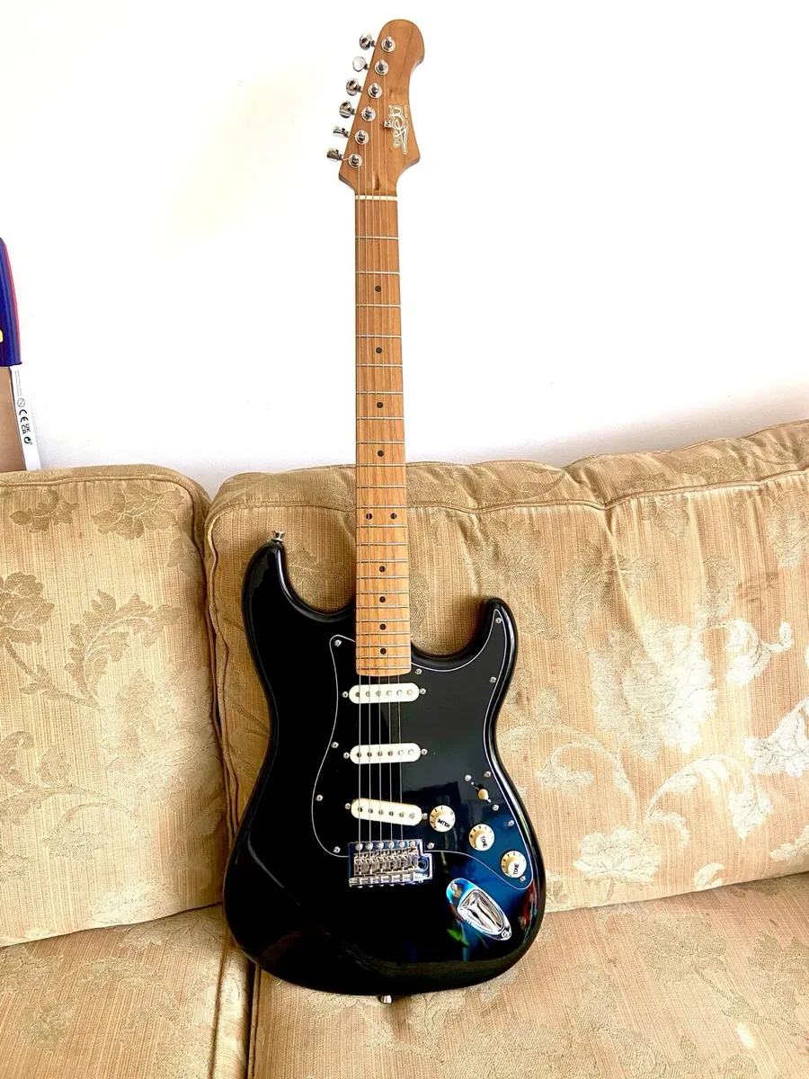 Jet Js 300 strat - Image 4