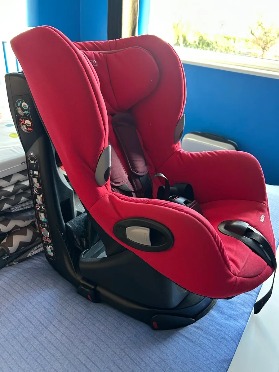 Maxi-Cosi Axis Car Seat - Image 1