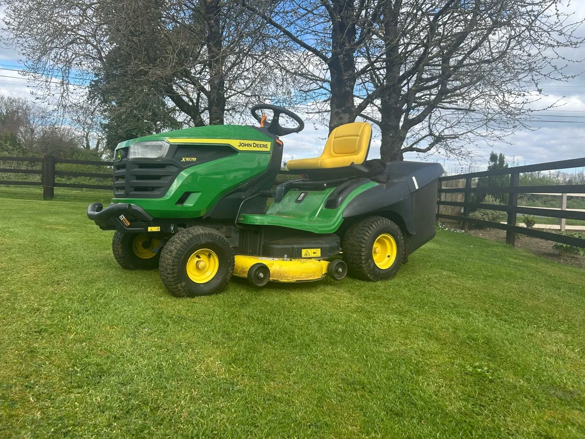 john deere lawnmower - Image 1