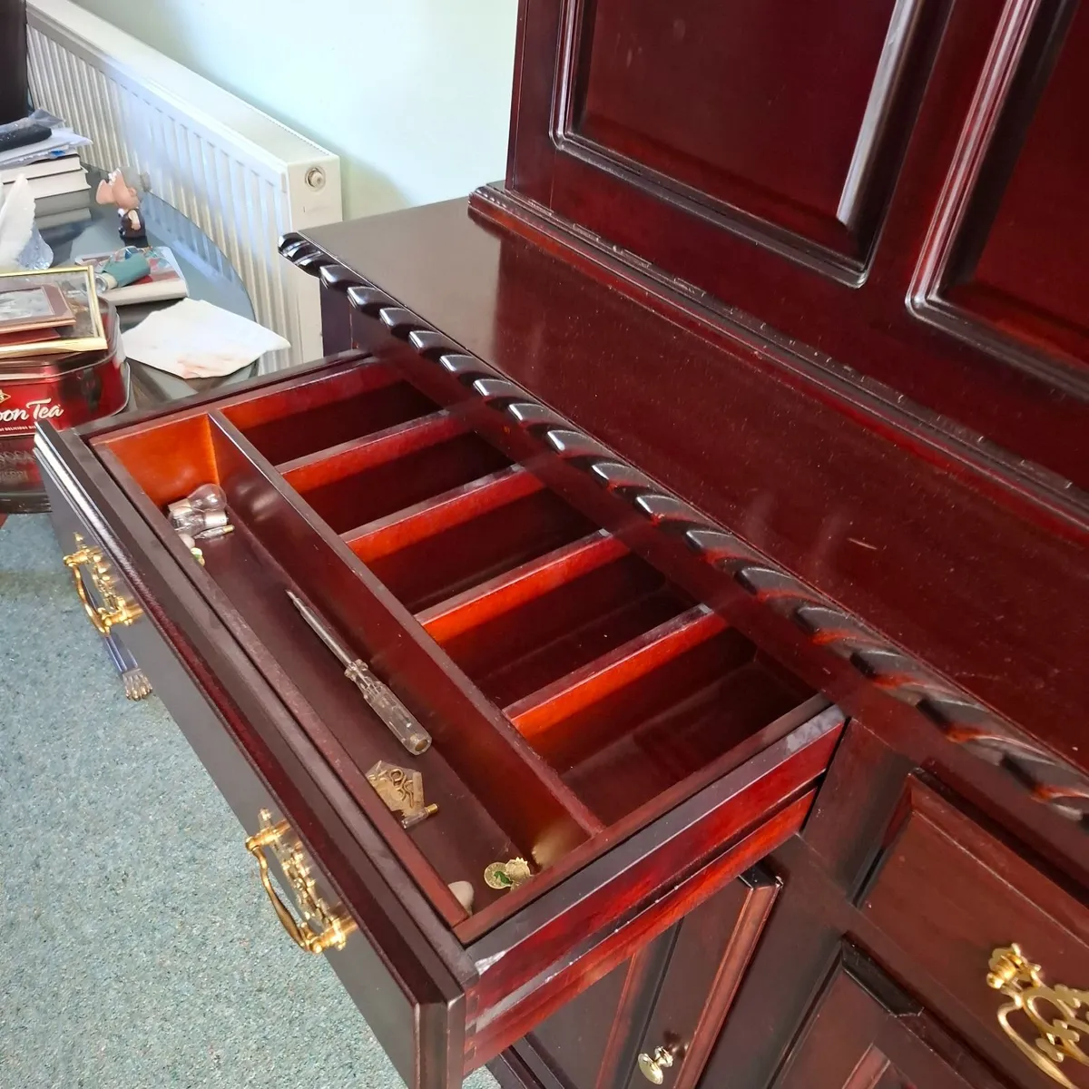 Dining Display Cabinet Carved Mahogany - Image 4