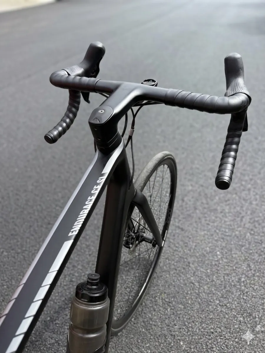 Canyon Endurace CF SL 8 - Image 2